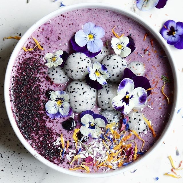 Freeze-Dried Miniature Pansies